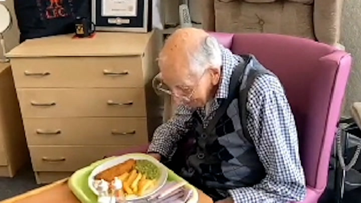 Worlds oldest man credits weekly fish and chips as secret to old age | Lifestyle [Video]