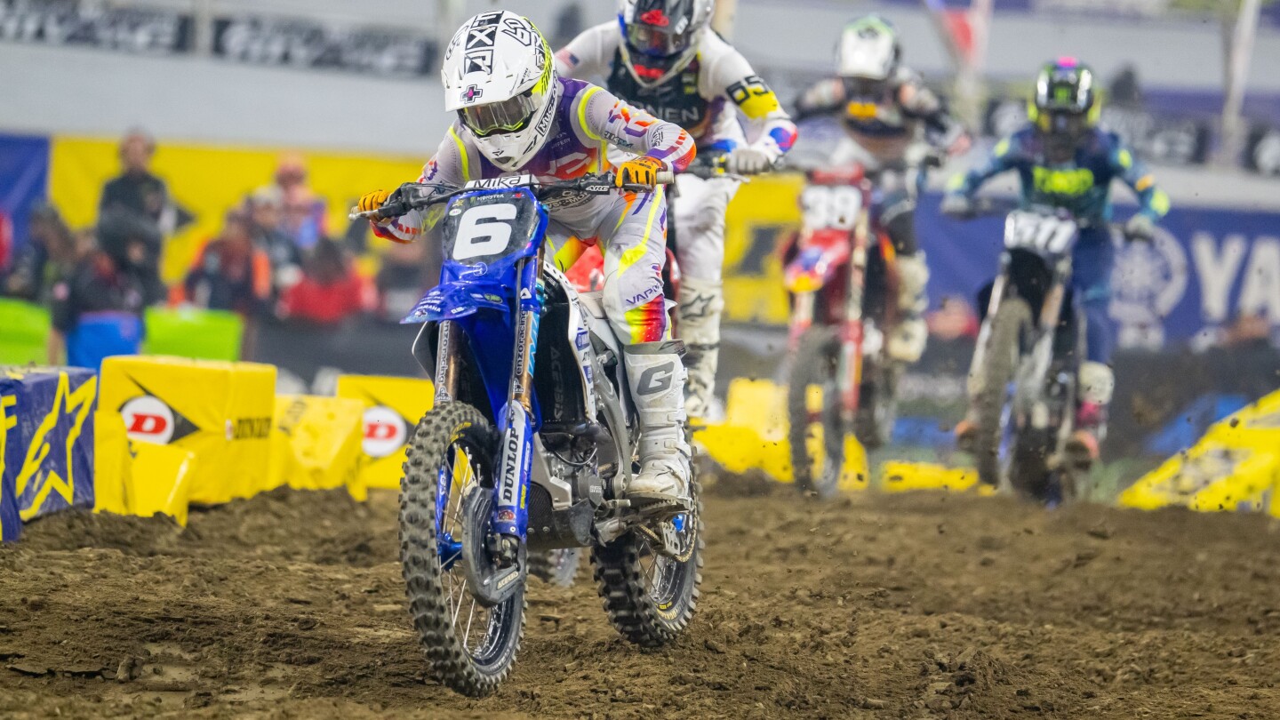 Jeremy Martin out for remainder of Supercross season with lingering concussion-like symptoms [Video]