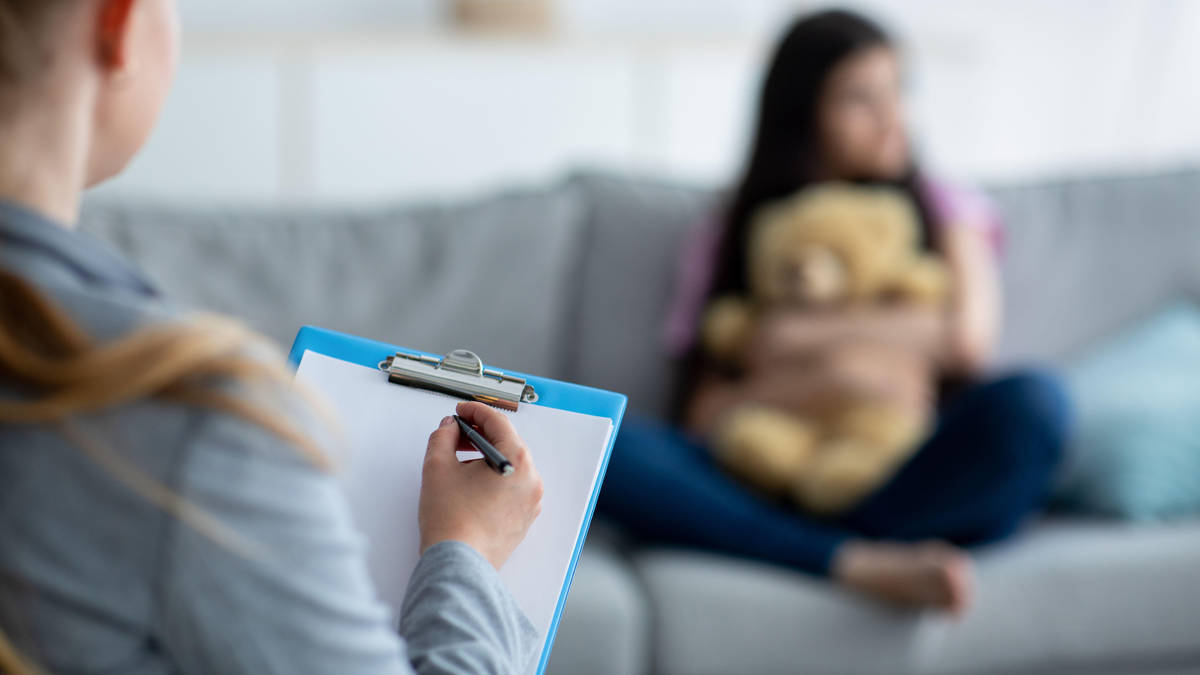 Children ‘should not be rushed into gender change’, report to warn [Video]