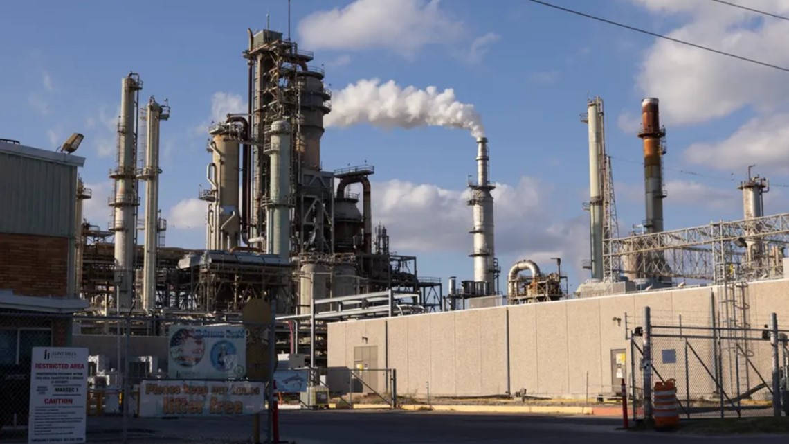 EPA rule to tackle toxic pollution will affect 80 Texas plants [Video]