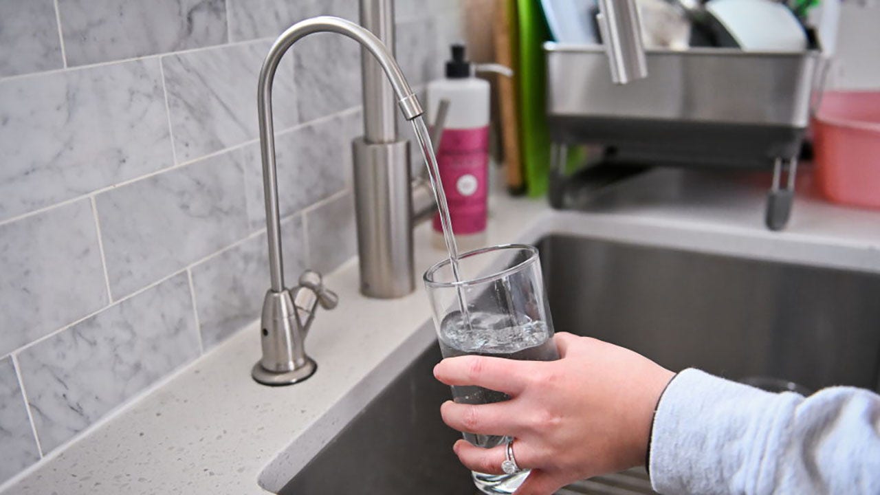 EPA imposes first-ever limits on ‘forever chemicals’ in drinking water [Video]