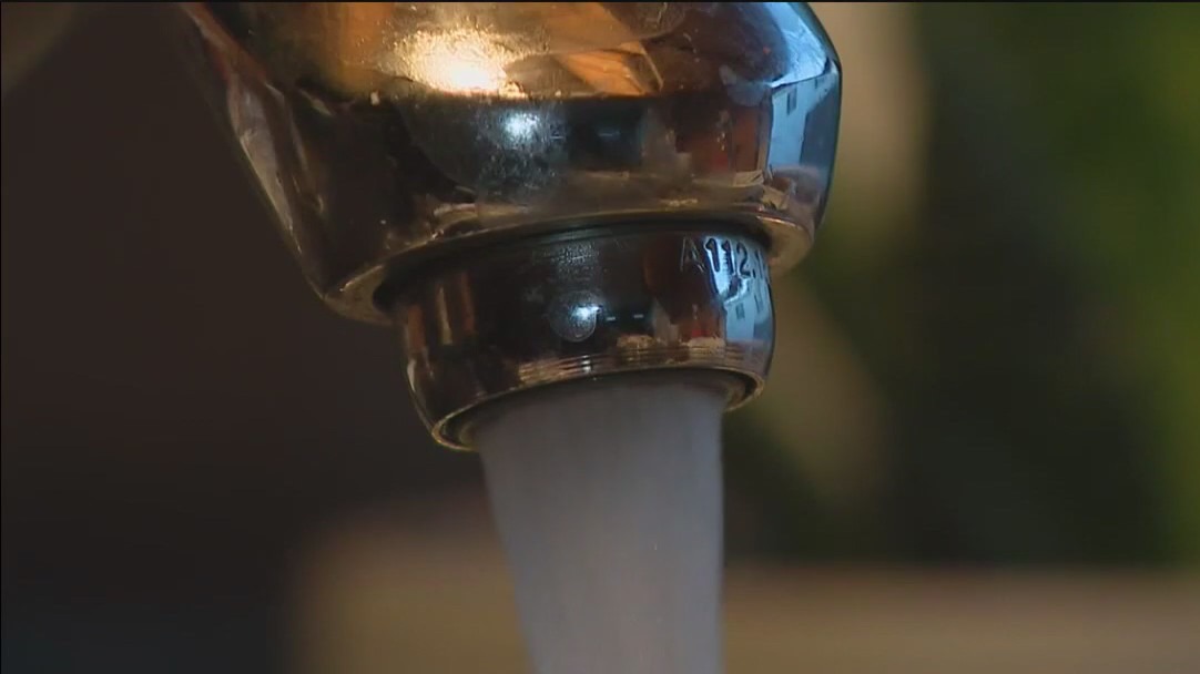 Crackdown on ‘forever chemicals’ in tap water [Video]