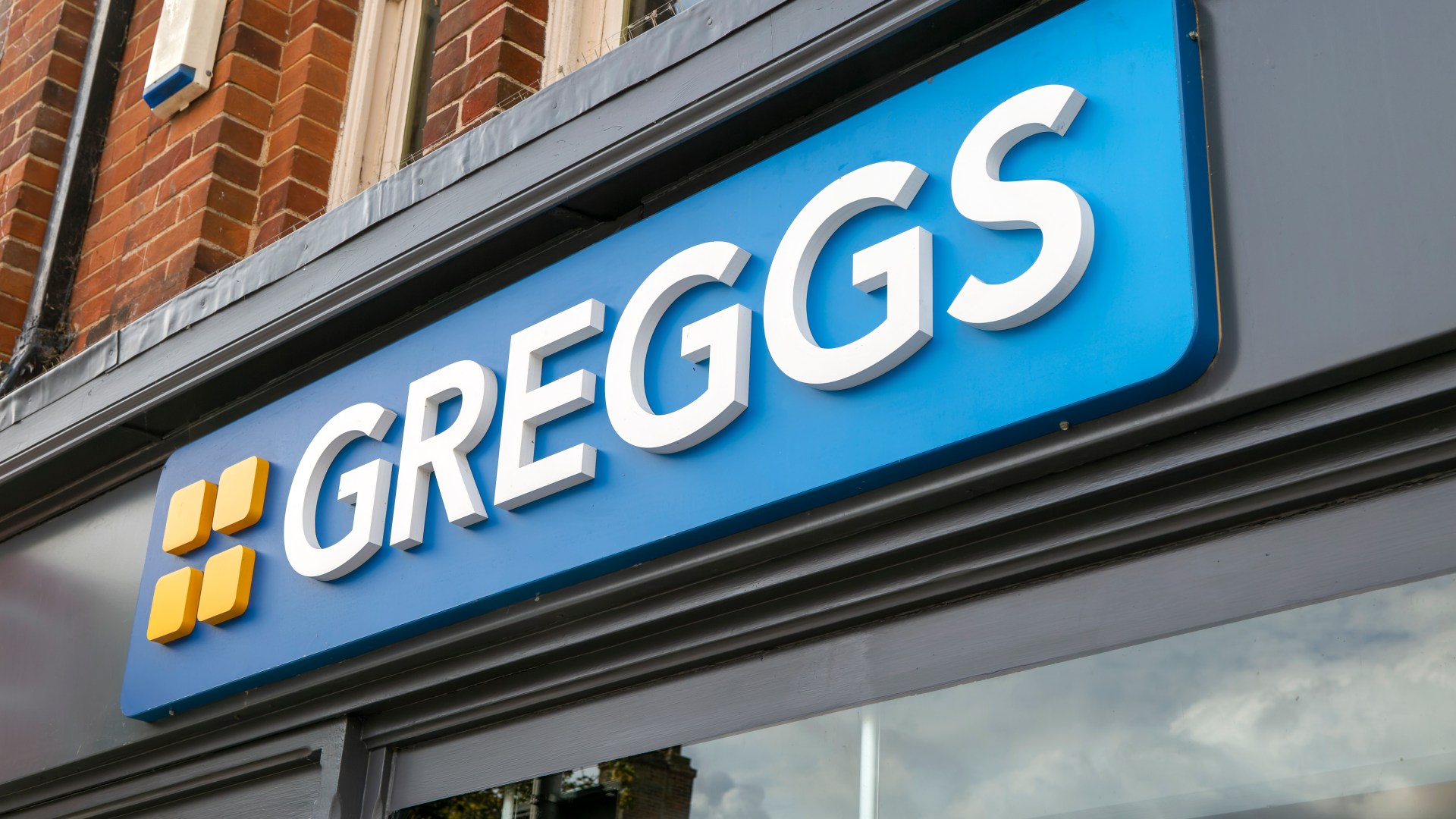 Little-known Greggs pizza meal deal hack that means customers can get a big discount – all you need to know revealed [Video]