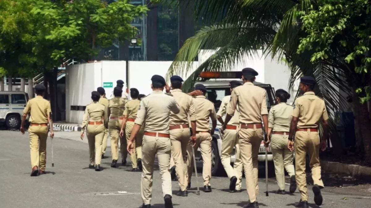 UP Cops On Election Duty To Get Special Summer Kits To Beat Heatwave Conditions [Video]
