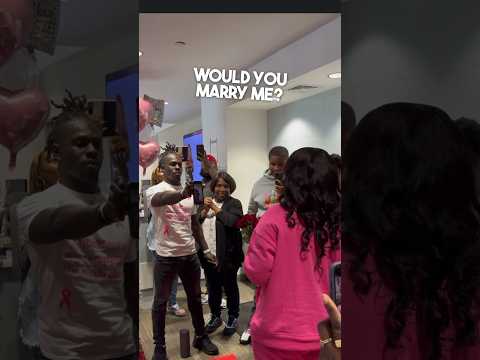This mom fighting cancer got surprise proposal ❤️ [Video]