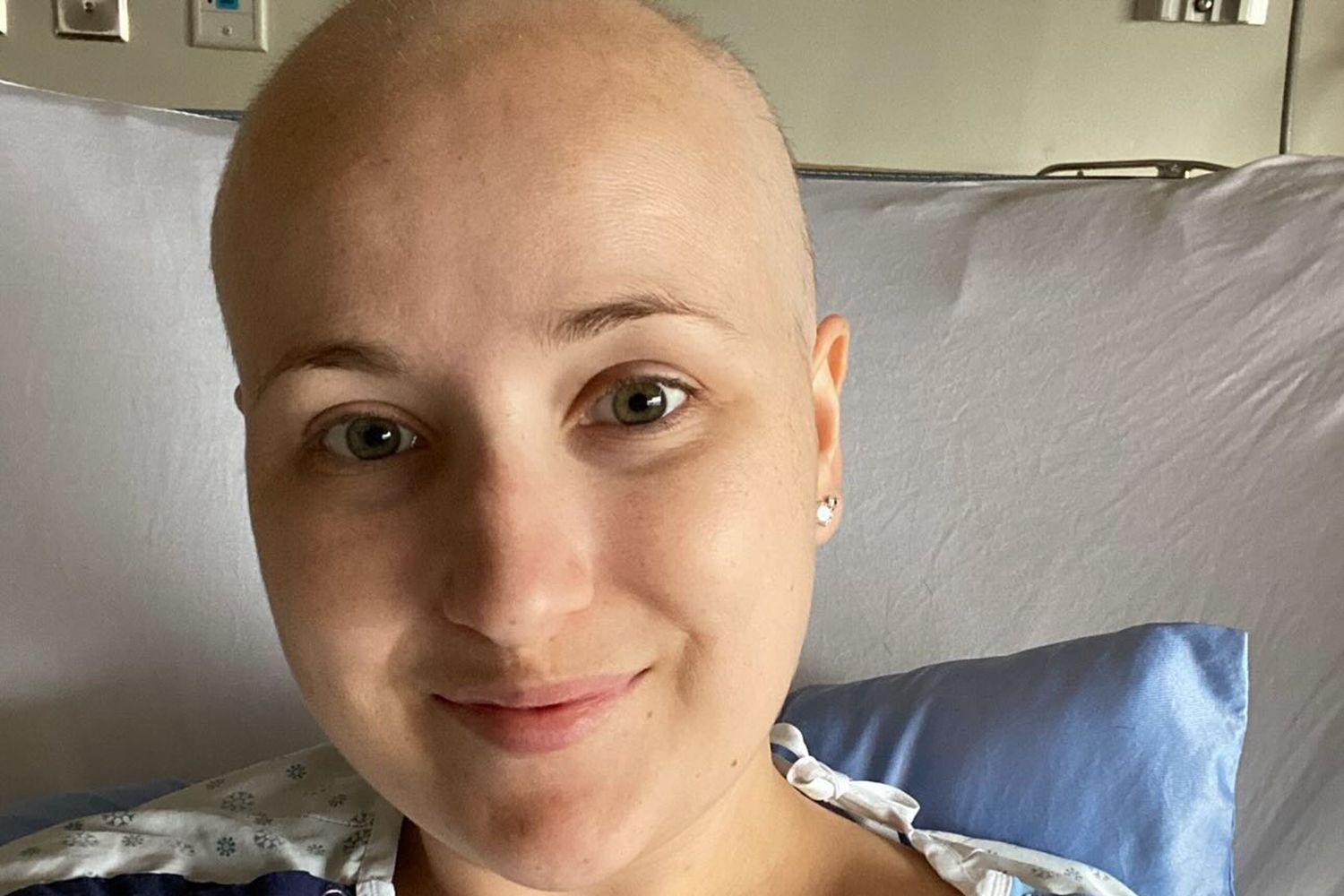 Woman Diagnosed with Metastatic Sarcoma Shares Symptom (Exclusive) [Video]