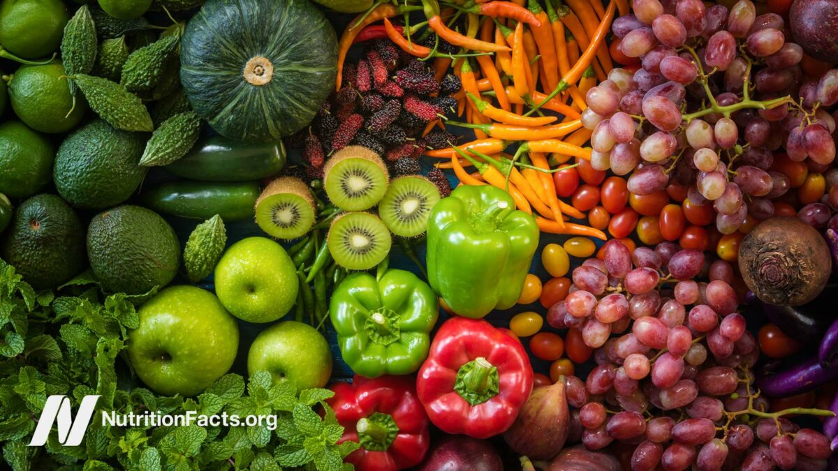 Three Reasons Fruits and Vegetables May Reduce Osteoporosis Risk [Video]