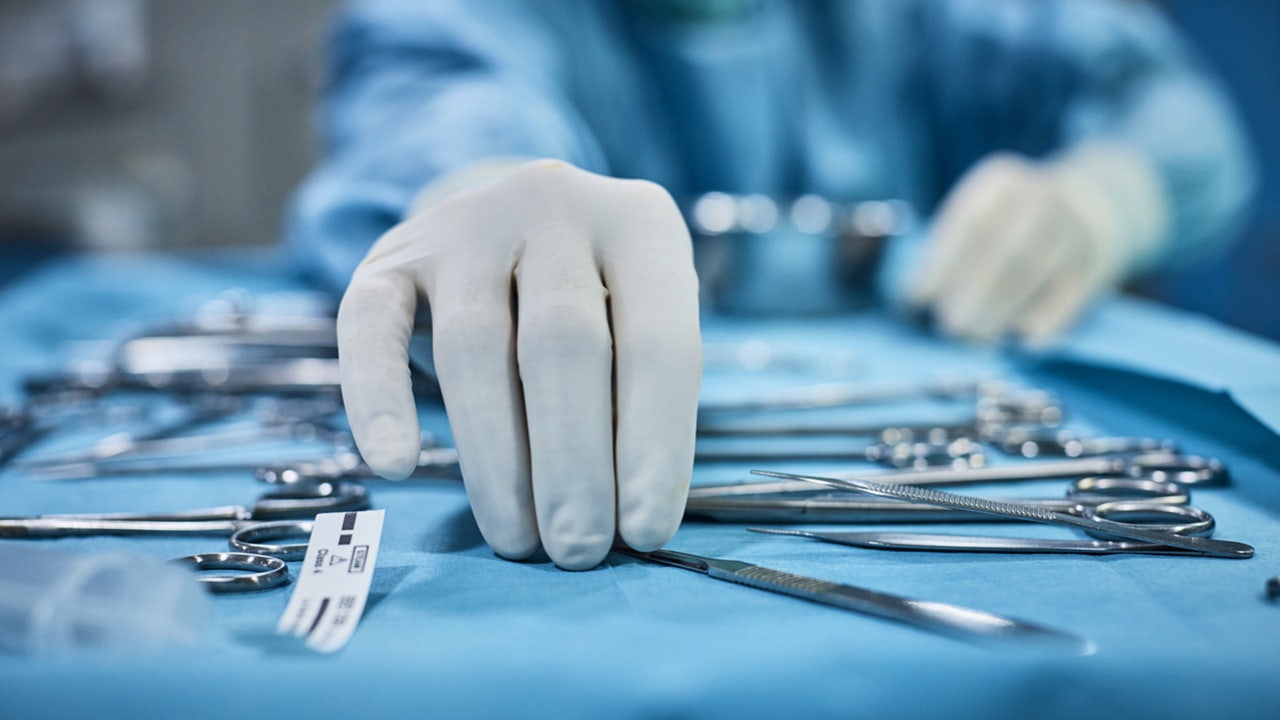 Feds investigate surgeon accused of denying patients life-saving transplants [Video]