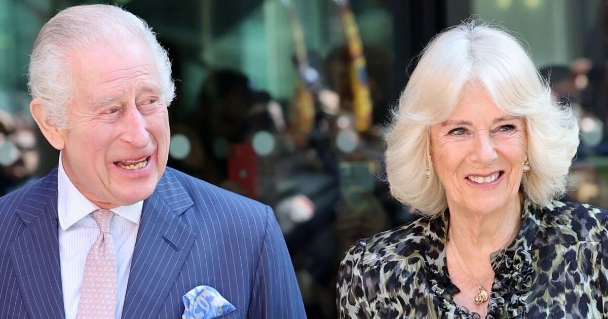 King Charles beams on first public royal duty in 114 days with Queen Camilla by his side | Royal | News [Video]