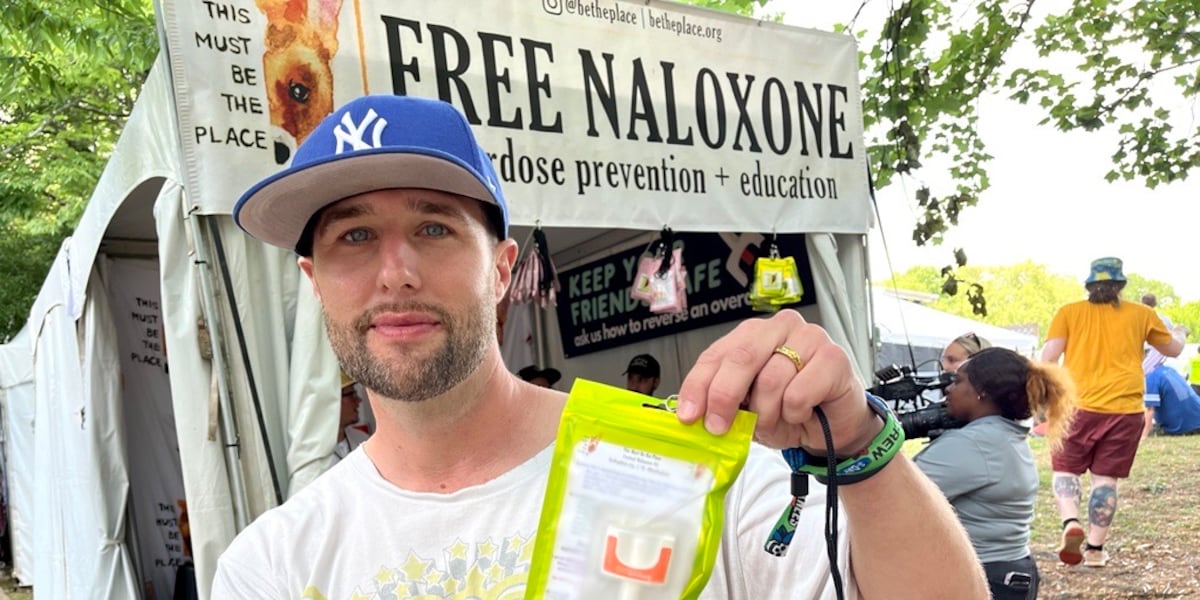 Naloxone handed out by nonprofit at Shaky Knees Music Festival [Video]