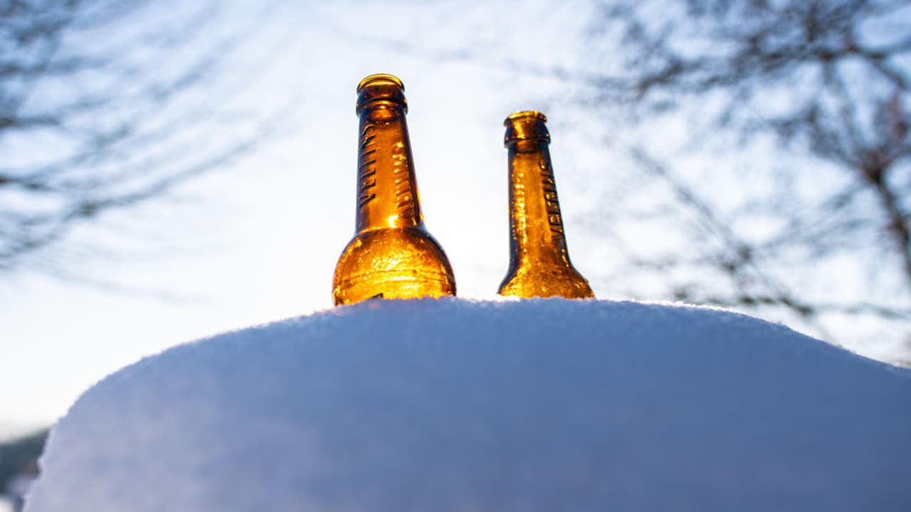 Beer, whiskey taste best at these temperatures, science says [Video]