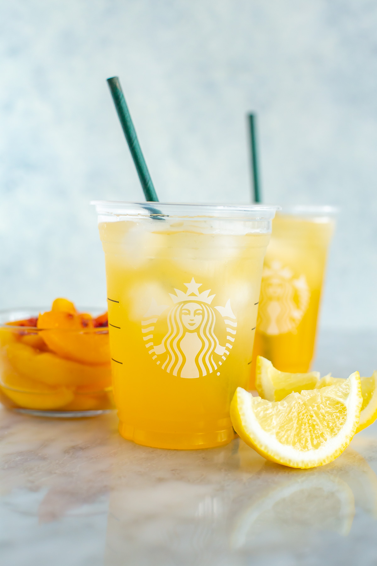 Starbucks Iced Peach Green Tea Lemonade [Video]