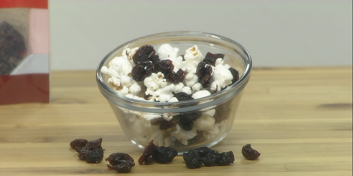 Sponsored Cooking with Kaitlyn: Red, White, and Blue Trail Mix [Video]