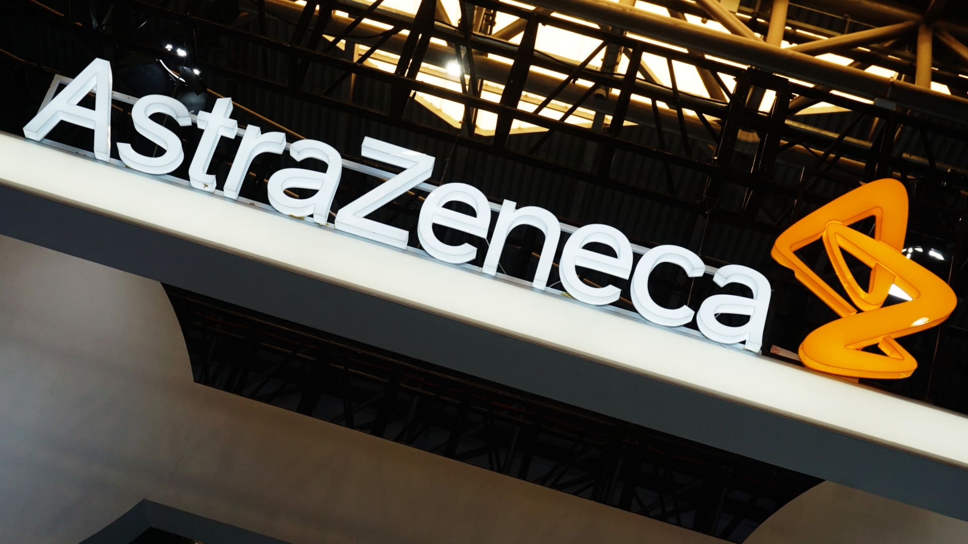 AstraZeneca to boost revenue, release new medicines by 2030 [Video]