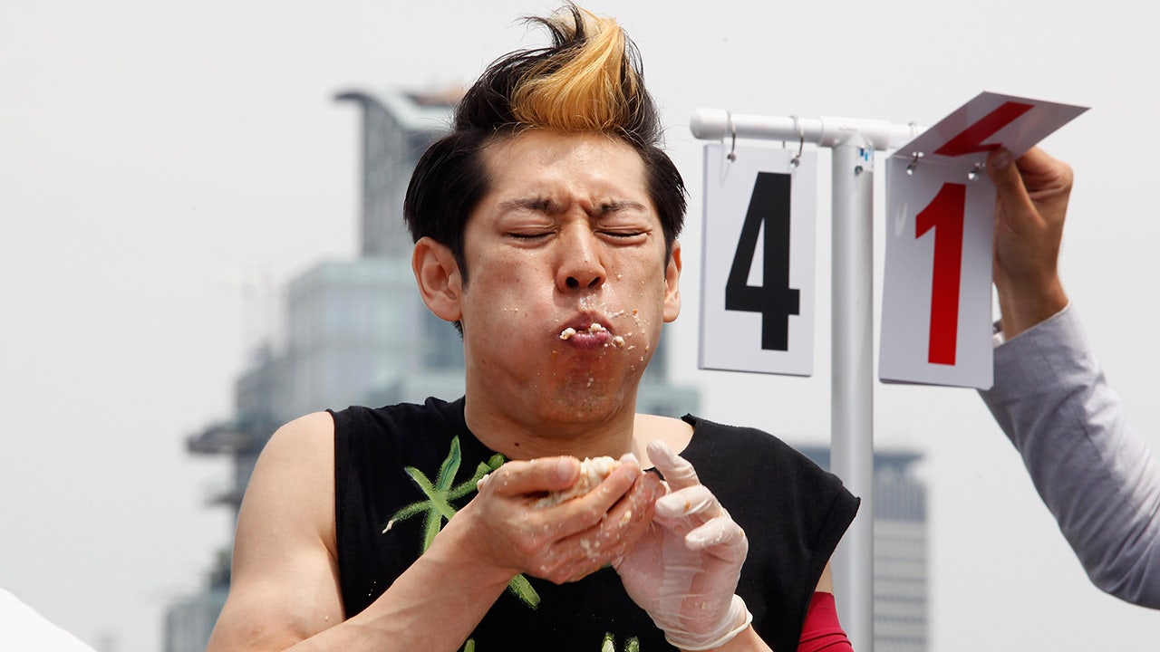 Competitive eater Takeru Kobayashi retires amid health concerns: I no longer feel hunger [Video]