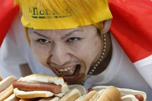 Competitive eater Kobayashi says health, lack of hunger caused retirement [Video]