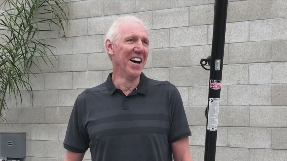 San Diego native Bill Walton dies following battle with cancer [Video]