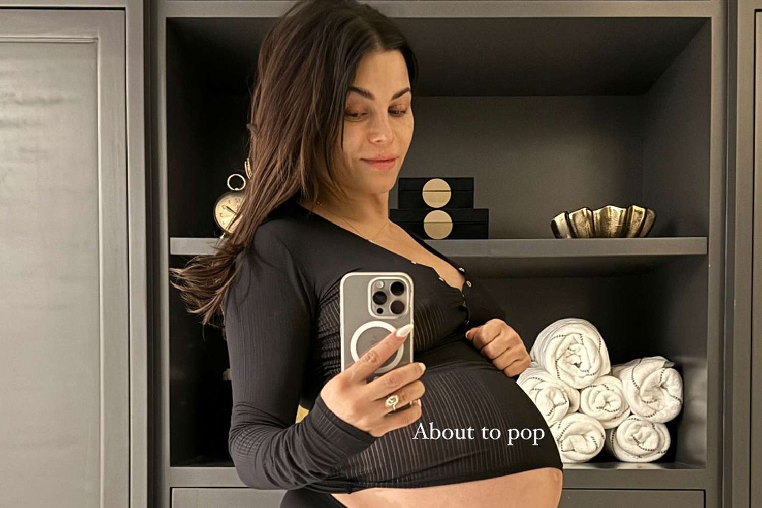 Jenna Dewan Says She’s ‘About to Pop’ and Dealing with Braxton Hicks [Video]