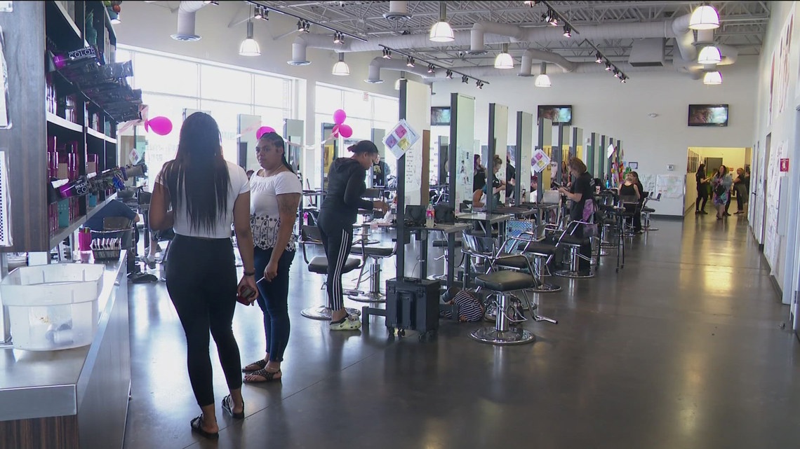 Beauty school provides free services to cancer patients, survivors [Video]