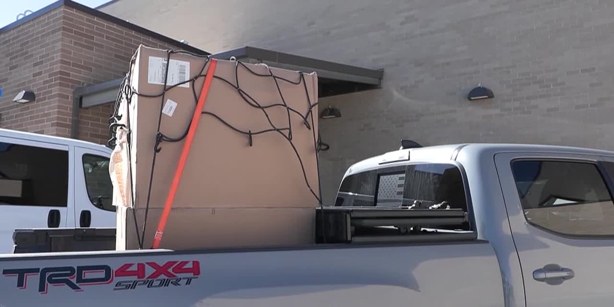 Bride-to-be on mattress flies out of truck [Video]