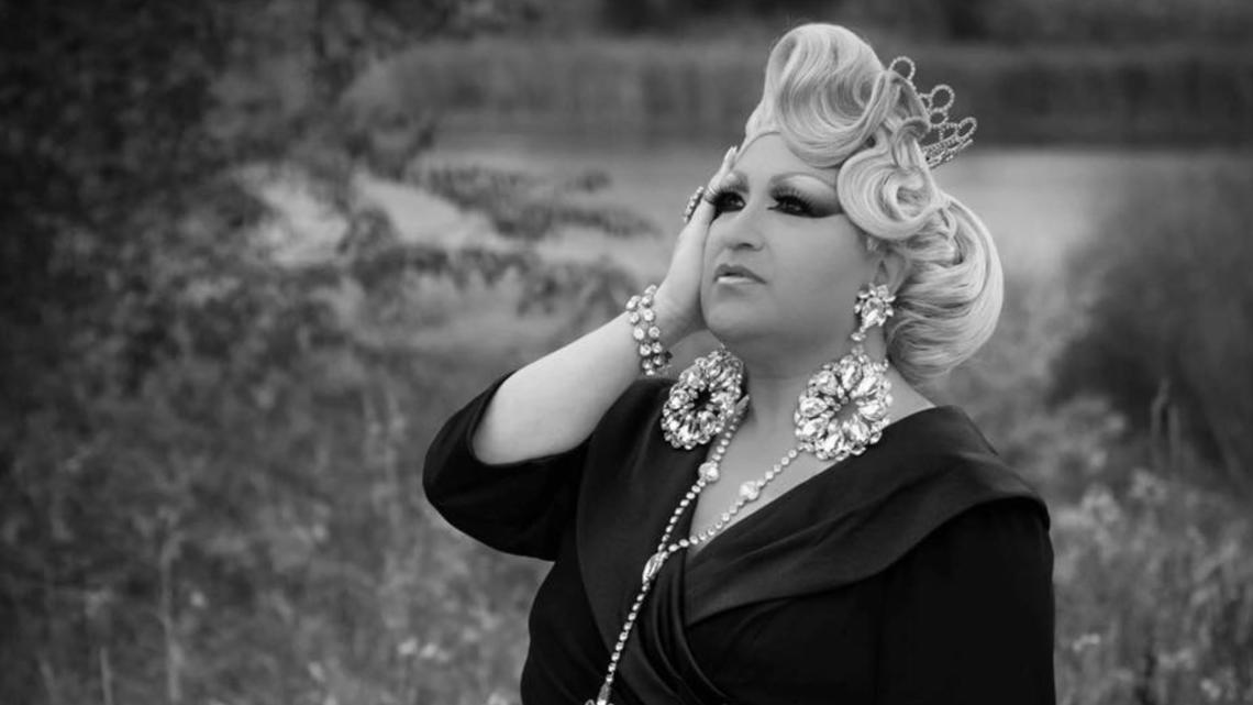 Denver LGBTQ+ community mourning loss of beloved drag queen [Video]