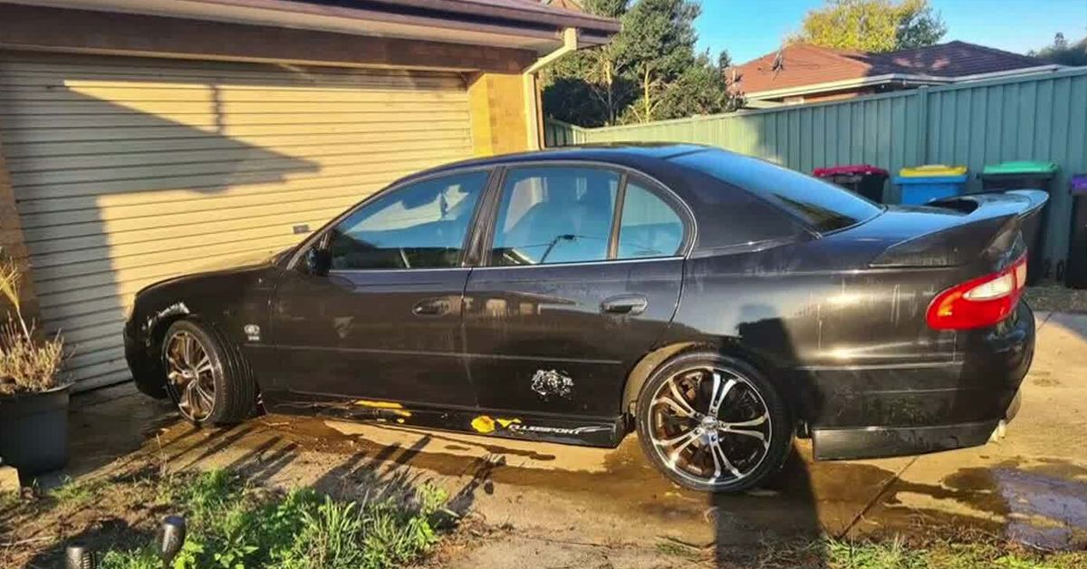Melbourne grandmother hospitalised after man steals her car following Facebook Marketplace ad [Video]