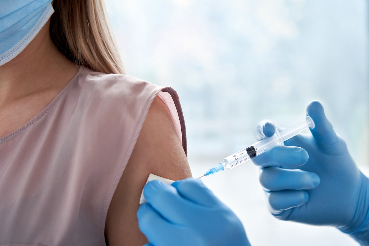 COVID-flu combination vaccine shows positive results in late-stage trials, Moderna says [Video]
