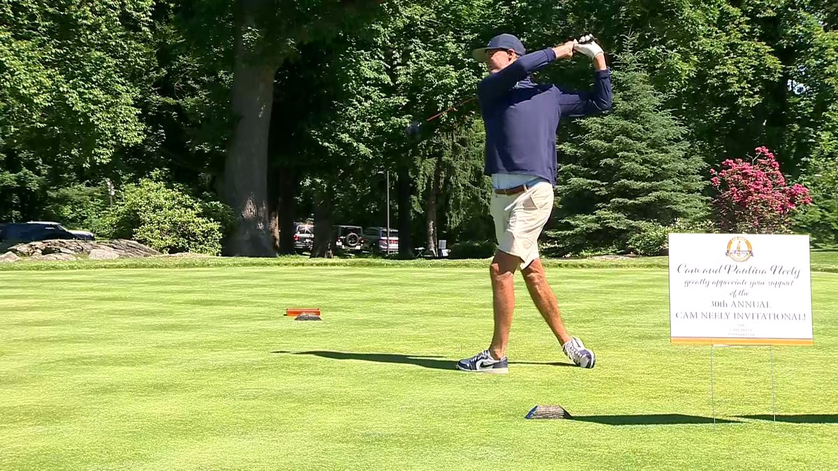 Bruins past and present hit links for annual Cam Neely Invitational [Video]