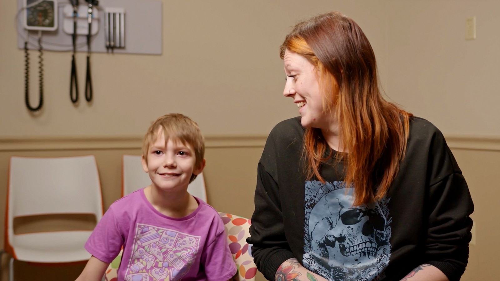 Oklahoma girl becomes 1st pediatric patient to undergo robotic deep brain stimulation [Video]