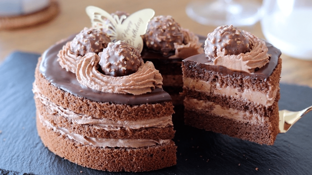Easy Gluten-Free Chocolate Cake Recipe [Video]