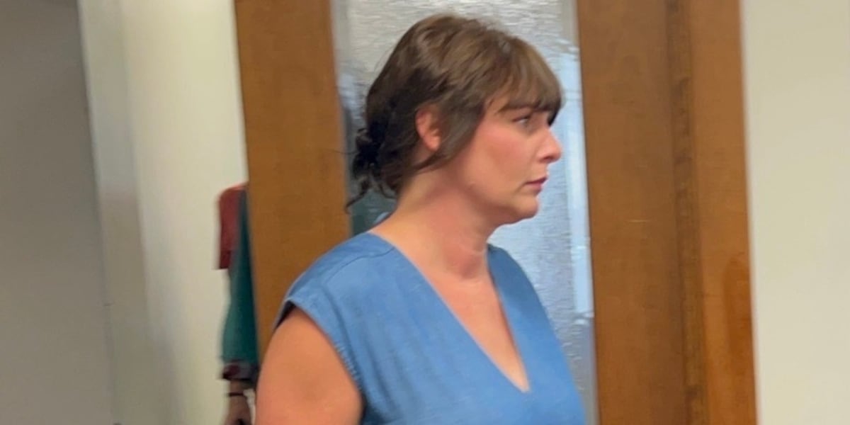 Woman pleads guilty to theft charge for faking cancer, taking donations [Video]