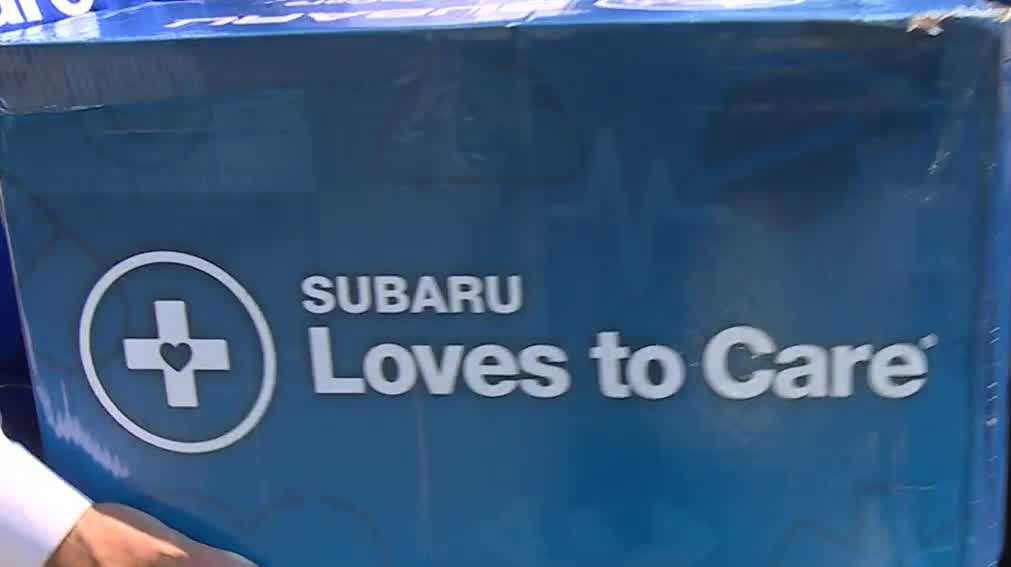 Cancer patients receive gifts from Subaru of America and Leukemia and Lymphoma Society [Video]