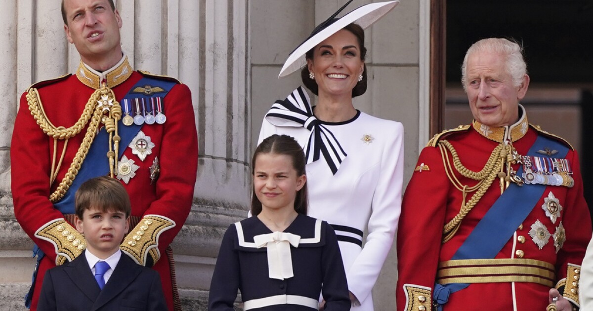Video shows Princess Kate return to public view after cancer diagnosis [Video]