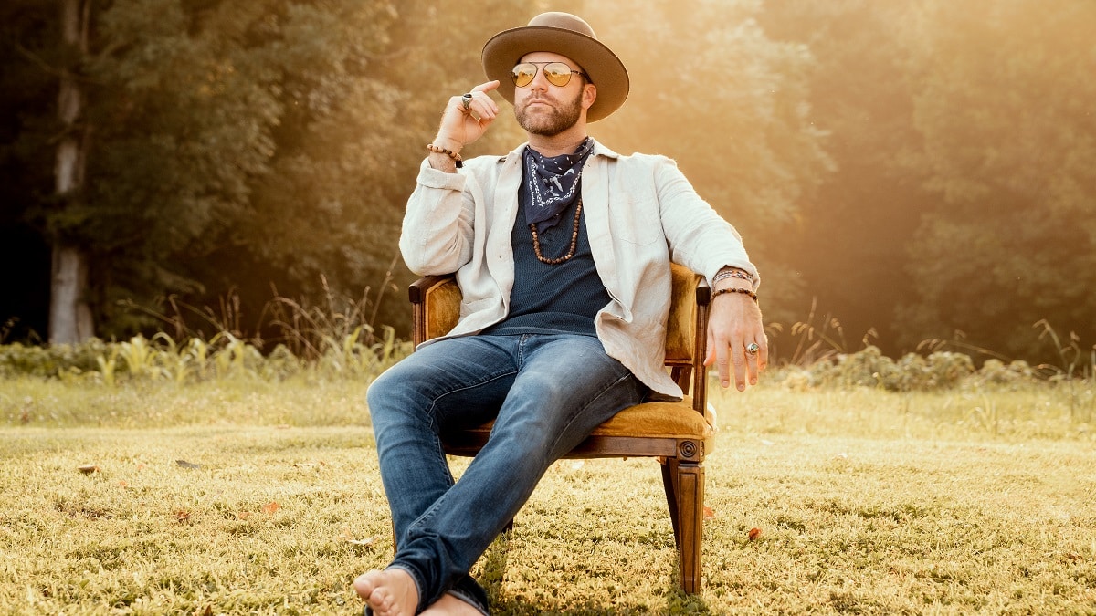 Drake White gets personal on new song ‘Life, Love and War’ [Video]