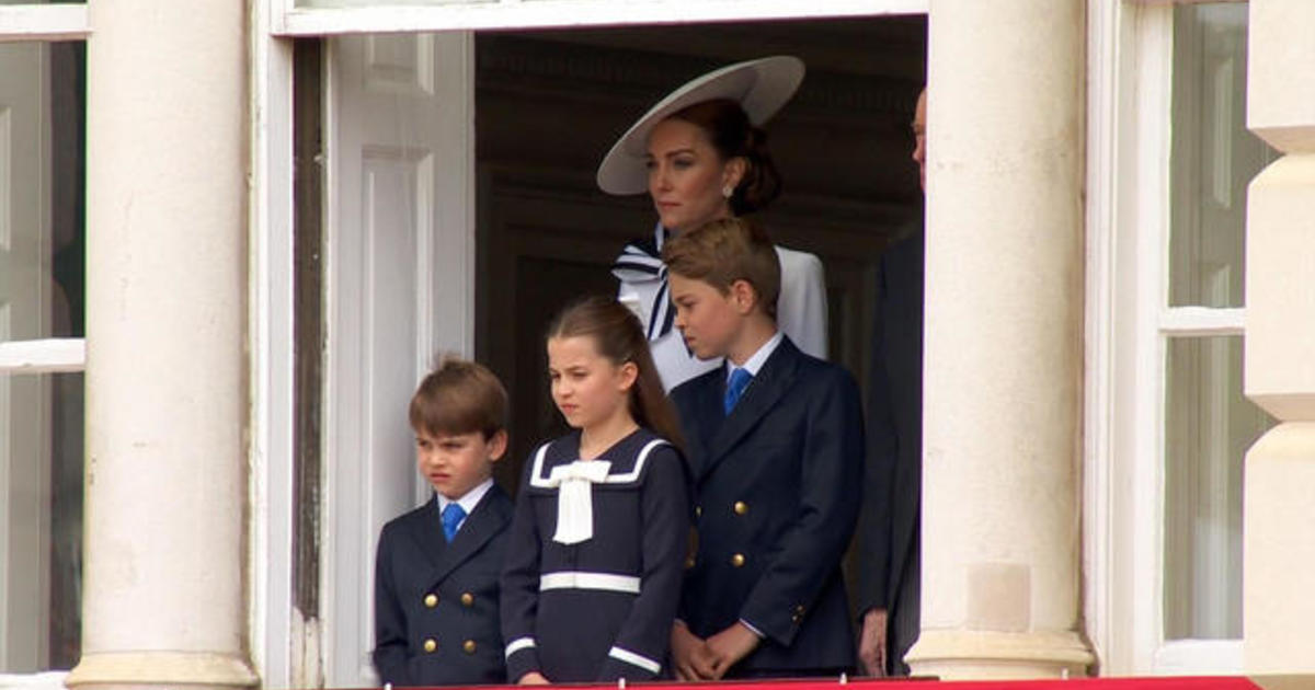 Princess Kate makes first official appearance in months [Video]