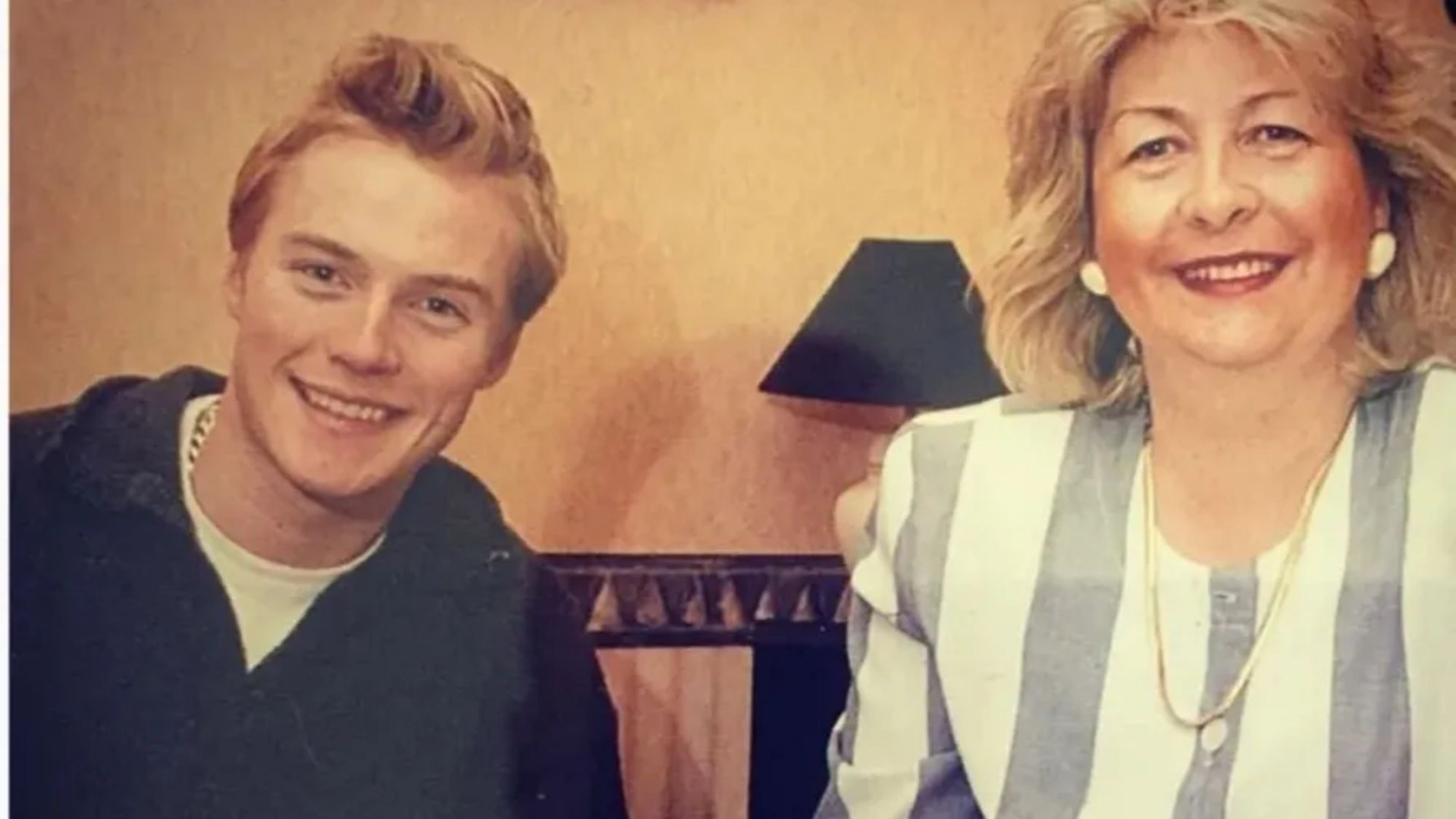 Ronan Keating pays emotional tribute to late mum Marie on her ‘heavenly’ birthday [Video]