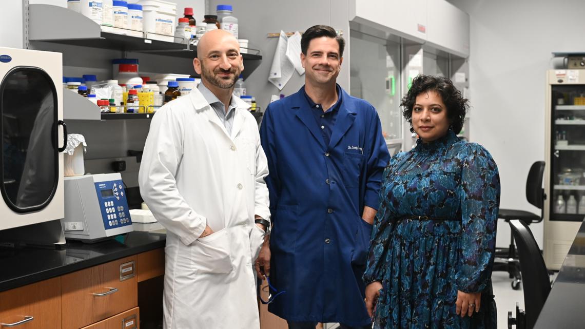 UNF researchers get patent for cancer-slowing compound [Video]