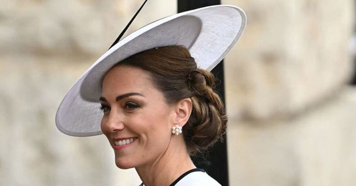 Kate Middleton’s’ stand in’ steps out in royal first after cancer diagnosis | Celebrity News | Showbiz & TV [Video]