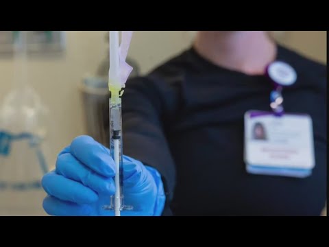North Hills woman becomes first to receive vaccine for early-stage breast cancer [Video]