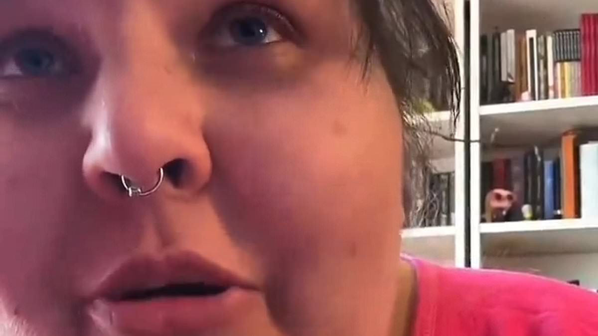 Woman breaks down after doctor disregards possible health issues linked to symptom she saw on Grey’s Anatomy and instead suggests weight loss treatments [Video]