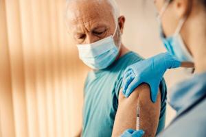 CDC Strengthens RSV Vaccine Advice for Those Over 75 [Video]