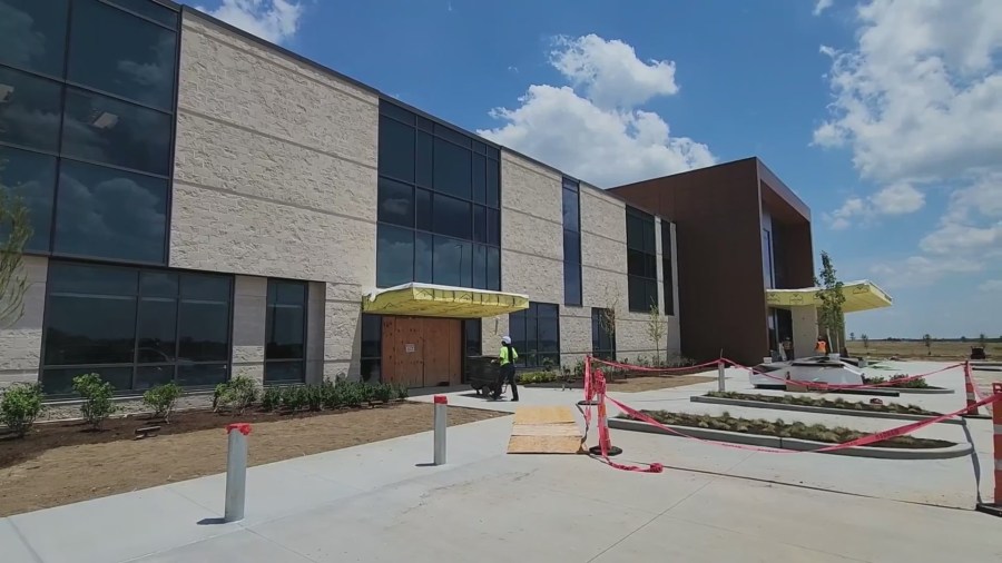New outpatient center in St. Charles County will open in October [Video]