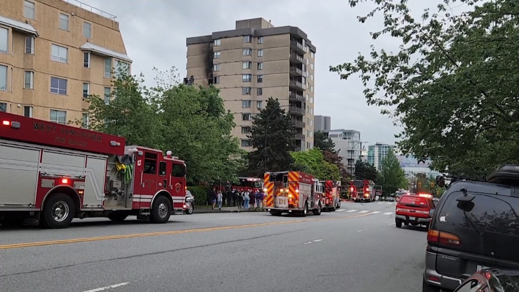 Lonsdale apartment fire sends 3 to hospital [Video]