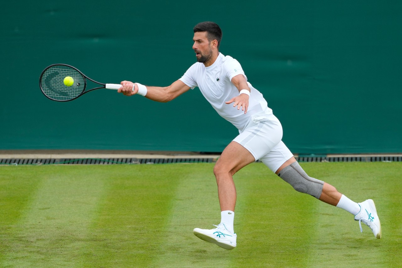 Novak Djokovic says his knee feels good and he wants to go for the title at Wimbledon | KLRT [Video]