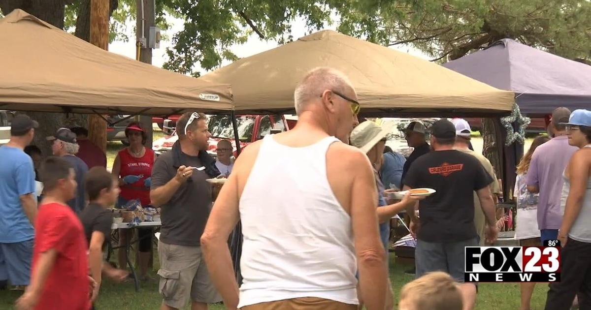 Video: Salina holds cookout to thank tornado responders and community | News [Video]
