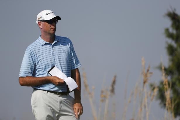 Stewart Cink shoots 62 days after wifes favorable report on cancer treatments | Golf News and Tour Information [Video]