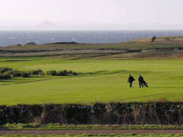 Dream Trip to Scotland, Day 10: Crail Golfing Society | Golf News and Tour Information [Video]