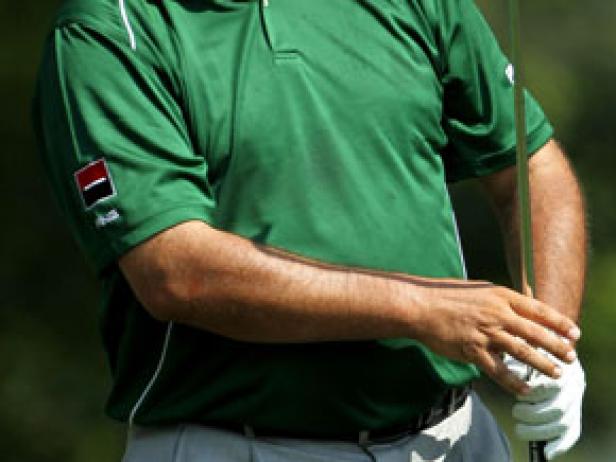 Angel Cabrera Undergoes Surgery | Golf News and Tour Information [Video]