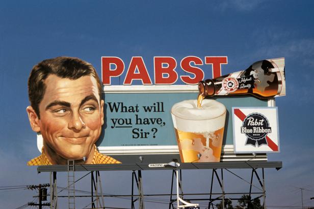 Pabst Blue Ribbon could be out of business by next year so start stockpiling | Golf News and Tour Information [Video]