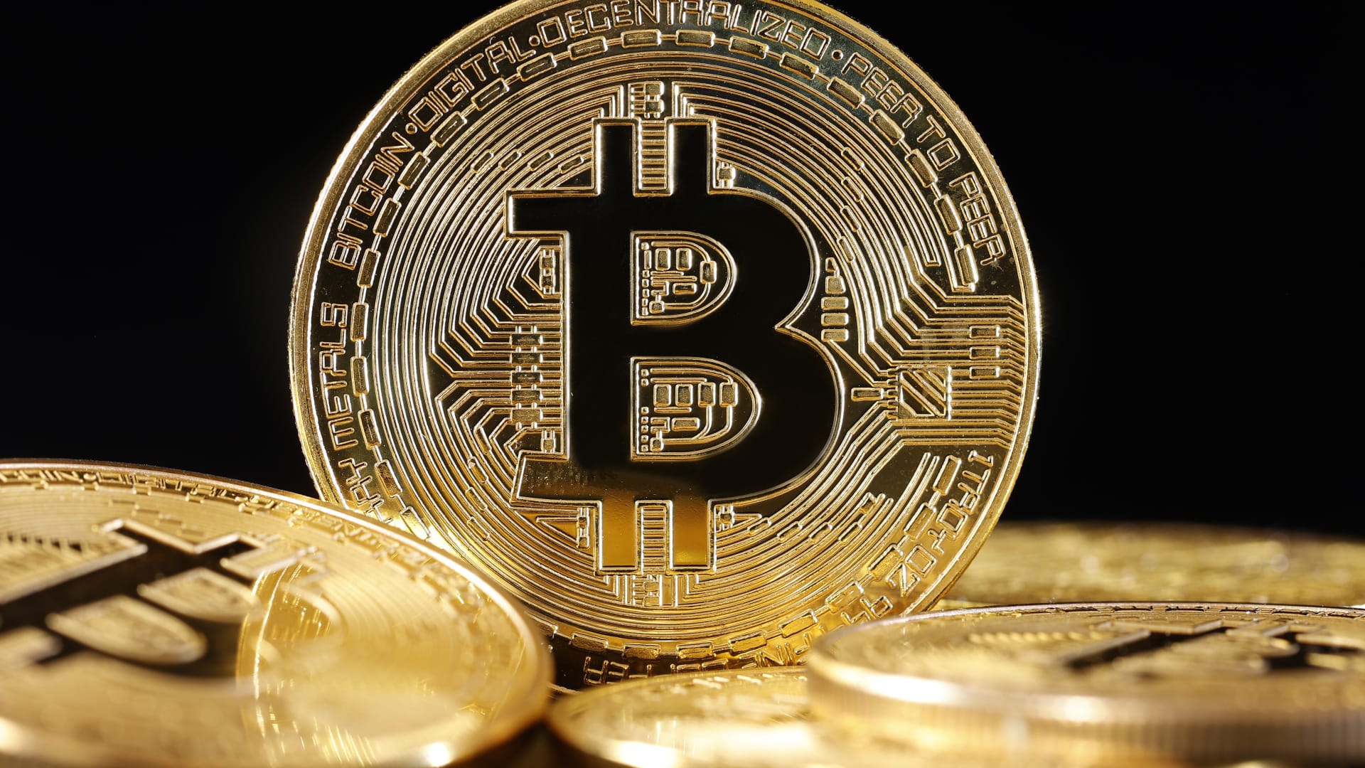 Bitcoin to hit new all-time high this year if history plays out: report [Video]